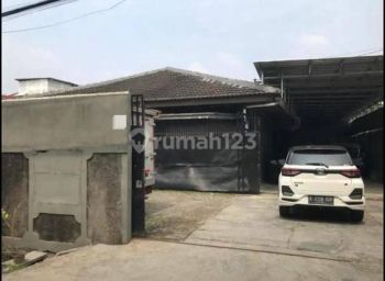 Disewakan Cepat Rumah Cocok Ttempat Usaha