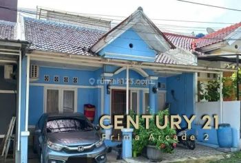 Rumah Cantik Dekat Pasar Arinda Di Graha Pratama Bintaro Rn12295