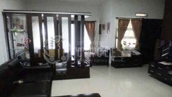 Senggol Moms, Rumah Berkelas Dijual di Buah Batu Regency Bandung