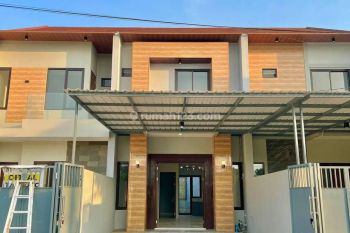 Jual Rumah Baru Medokan Asri Barat 2 Lantai Semi Furnished Unit 2