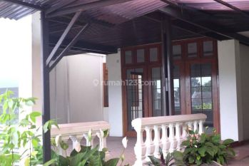 Rumah 3 Lt Bagus Siap Huni Dekat Tol Pasteur Setra Sari Bandung