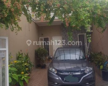 Rumah di Komplek Dpr Dalam Cluster Kebon Jeruk Jakbar
