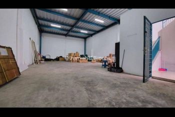 Murah Gudang Bizzpark  Cor 2 lantai!!!