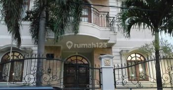 Rumah Mewah Megah di Bintaro Pondok Ranji, Tangerang Selatan