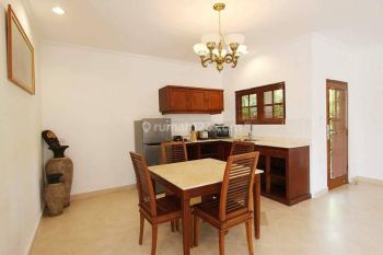 Clasic and Homey Villa In A Residential Safe And Quiet Environment In Ungasan