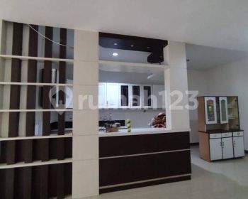 Disewakan Rumah di Taman Kopo Indah 1 Tki Blok A2 Boleh Kantor