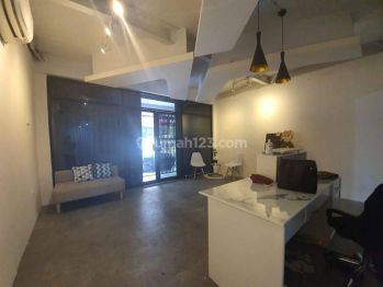 Ruko Sangat Strategis di Cikini Raya