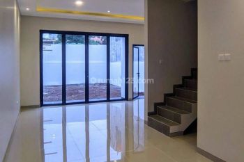 (Dekat UNDIP) Rumah 2 Lantai Tirto Agung, Tembalang