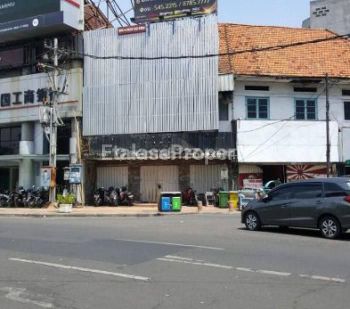 Jual Ruko Jalan Baliwerti 3 Lt Hadap Selatan Harga Turun Drastis