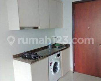 Sewa Apartemen Green Sedayu 3 Kamar Tidur Furnished