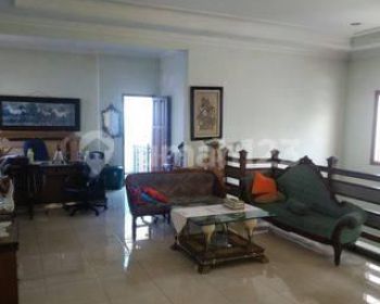 Rumah Jalan Papa papa Malang Mewah Terawat Asri