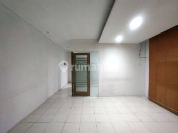Ruang Usaha Disewakan di Komplek Metro Trade Center Soekarno Hatta, Cocok Untuk