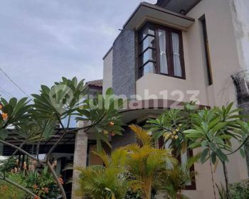 Rumah hoek 2 lantai full furnish bintaro sektor 5 dekat kampus stan