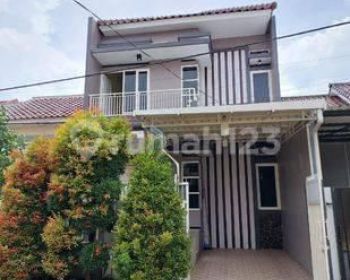 Rumah Cantik Terawat Furnished di Daerah Pandanwangi