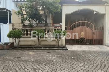 Rumah Terawat Siap Huni Sidosermo dekat Raya Jemursari