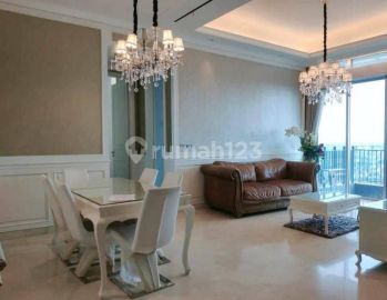 Penthouse Cosmo 174 m² 4 BR Kemang Village Usd 2200