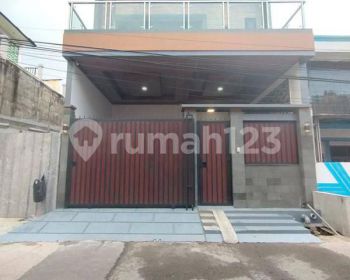 Rumah Mewah 2 Lantai di Tegal Alur Kalideres Jakarta Barat