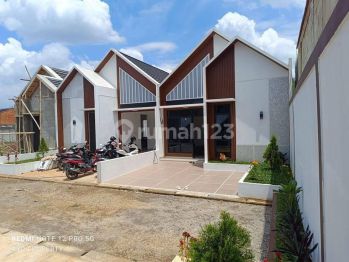 Rumah 1 lantai 3 kamar harga terjangkau dan akses nempel jalan raya