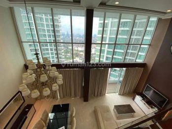 Royal Suite Cosmo 4 BR High Floor Kemang Village