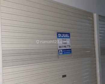 Kios di Pasar Intermoda BSD