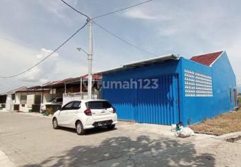 Rumah Murah Dan Ruang Usaha Dekat Fasum Papahan Karanganyar