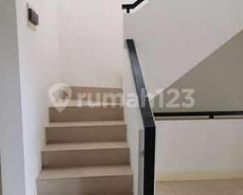 Disewakan Ruko Bagus Di Area Strategis Harapan Indah