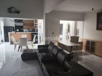 Disewakan Rumah Luxury Kota Baru Parahyangan Bandung