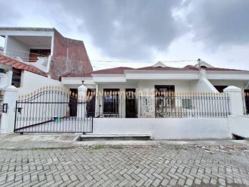 DIJUAL CEPAT RUMAH KLAMPIS PERMAI SURABAYA
Klampis Semolo Timur