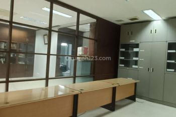 Gedung Kantor Harga Cantik Zona Komersil di Tebet
