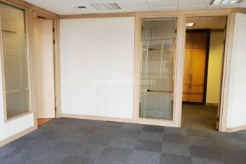 Office Space di Menara Sudirman Dengan Luas 218m2, Kuningan Jakarta Selatan