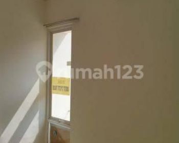 Rumah Minimalis Hommy Dalam Cluster Di Serpong Park Js12436