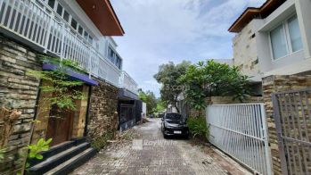 Turun Harga Rumah Baru Pemandangan Laut di Nusa Dua