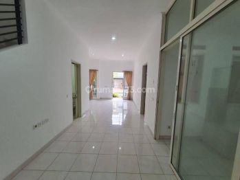 Rumah Gading Serpong Cluster Dalton Terawat Siap Huni
