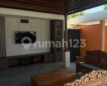 Di kontrakkan villa lokasi ketewel Gianyar