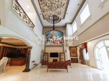 Rumah mewah 2 lantai area Kemang dalam jaksel