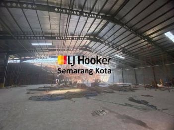 Gudang di Kawasan Industri Candi