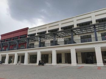 Ruko baru Ruko madison grande gading serpong hadap jalan raya luas 4.5 x 18 m,