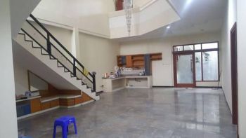 Dijual Rumah Murah Luas Terawat Langka Di Kupang Indah Dukuh Pakis Dekat Graha