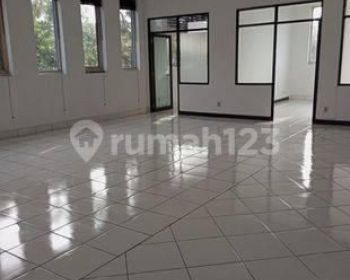 For Rent Gedung 4 Lantai di Sayap Setiabudi