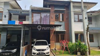 Rumah Terawat di Sariwangi Belakang Setraduta