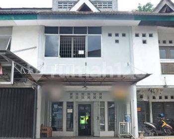 RUKO DEKAT PASAR MODERN BSD LOKASI STRATEGIS MURAH