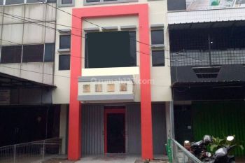 Ruko siap pakai di Kawasan Pondok Labu.