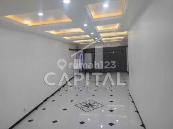 Jual Ruko 3 Lantai Strategis Di Sayap Otista, Bandung