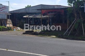 Tanah seluas 31,5 are di pinggir jalan utama Jalan Raya Kerobokan