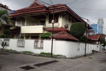 Rumah Hoek Kelapa Gading, Jakarta Utara Dki Jakarta