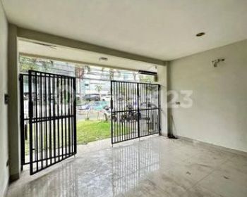 DIJUAL CEPAT RUKO BARU DI TEBET - SOEPOMO RUKO 4 LANTAI + ROOFTOP BRAND NEW Luas