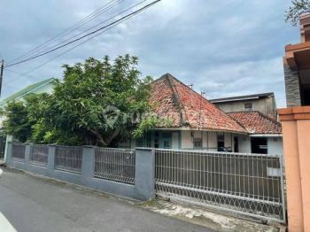 Dijual Tanah Beserta Rumah Lokasi Strategis Area Lemabang