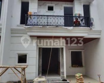 Rumah Siap Huni  di Pancoran Mas DepokDekat DTC Mall dan Selangkah Ke TOL Desari
