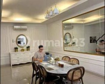 Di Sewakan rumah bagus 3 lt,di dalam kawan elite bintaro.