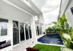 thumbnail-dijual-villa-modern-luxury-2-lantai-taman-pool-balkon-carport-canggu-1